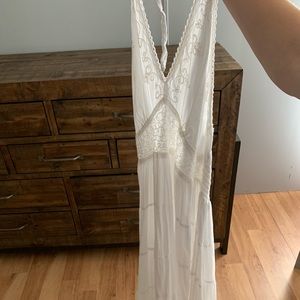Beach Maxi Style Dress! White Lace Trim